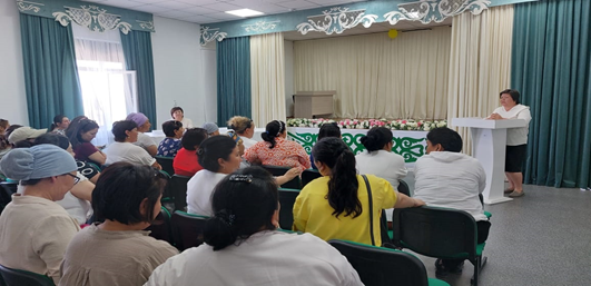 "Мектеп пен отбасы - бір мақсат, ортақ тәрбие" ата-аналар жиналысы